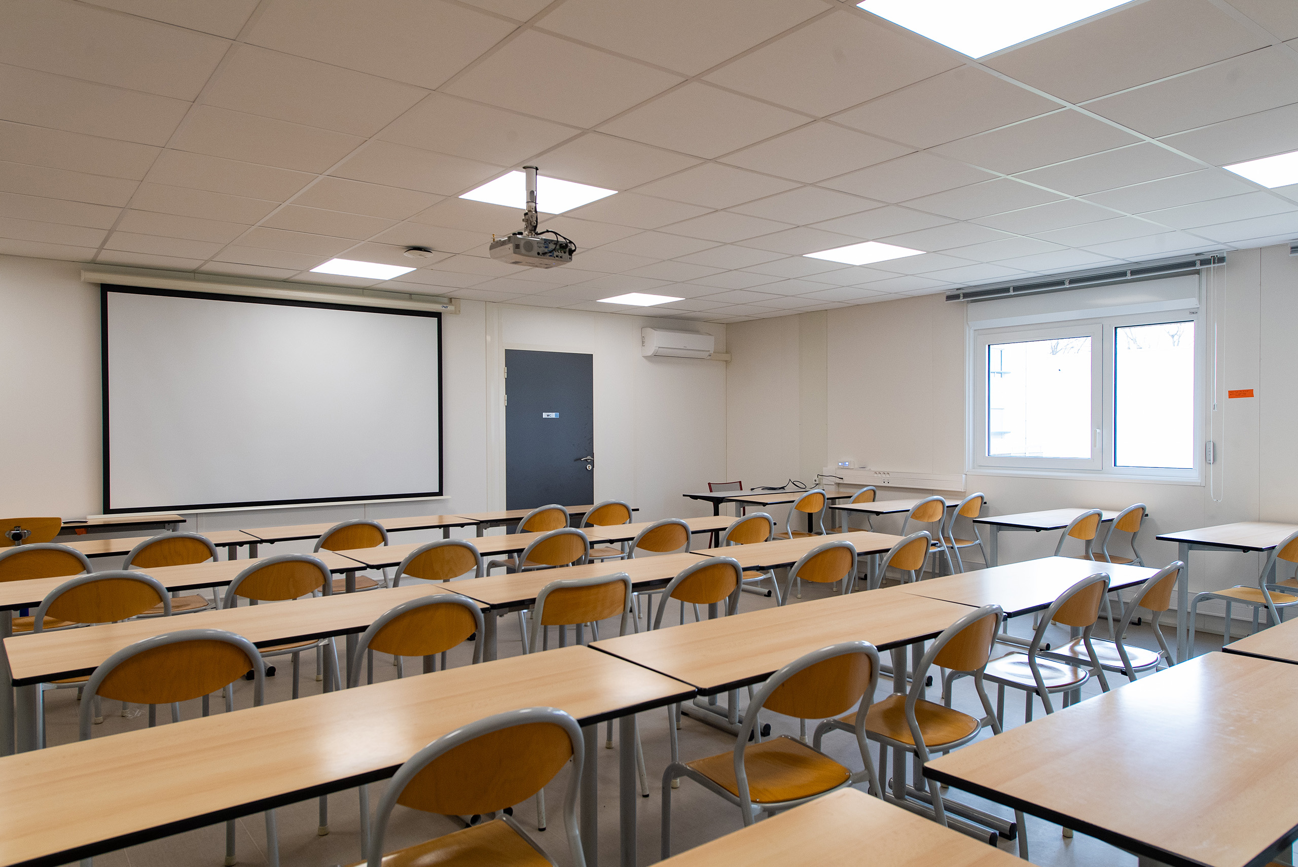 Salle d’examen modulaire Algeco