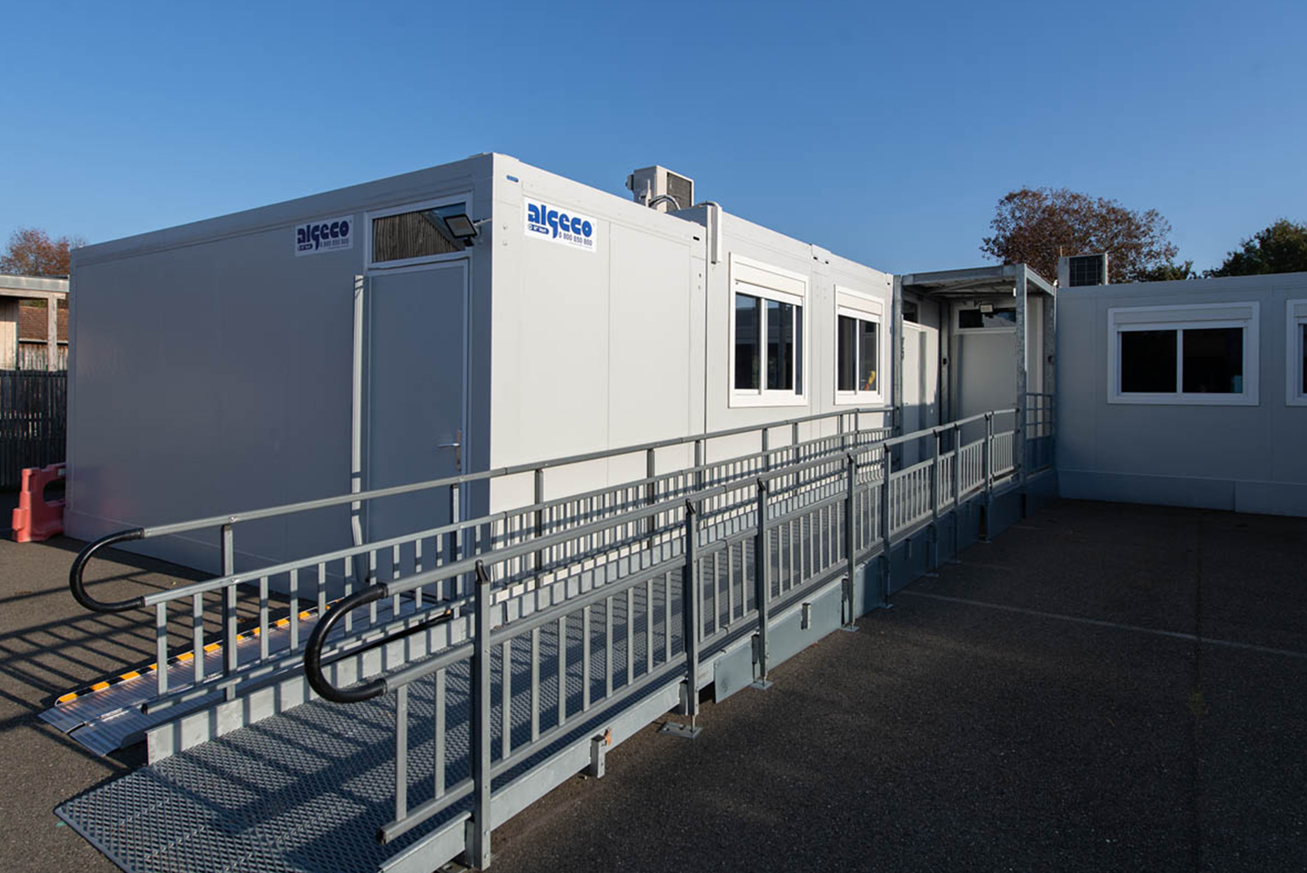 Modules ALGECO® avec rampe d'accès