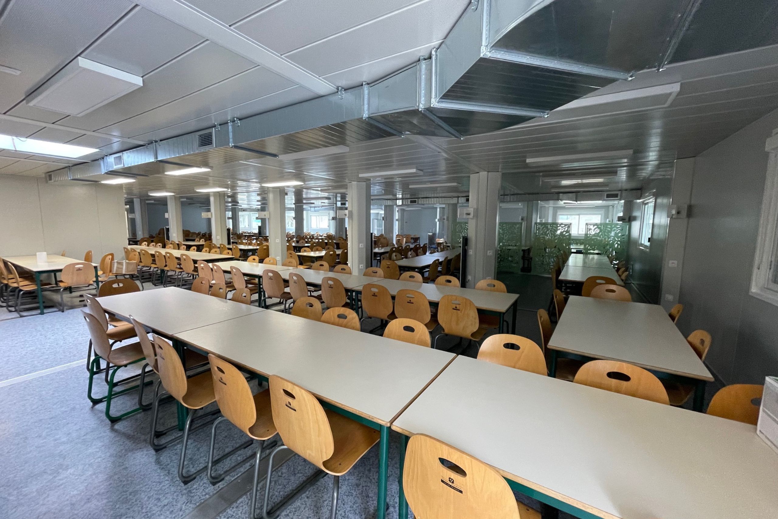 Cantine modulaire ALGECO® spacieuse