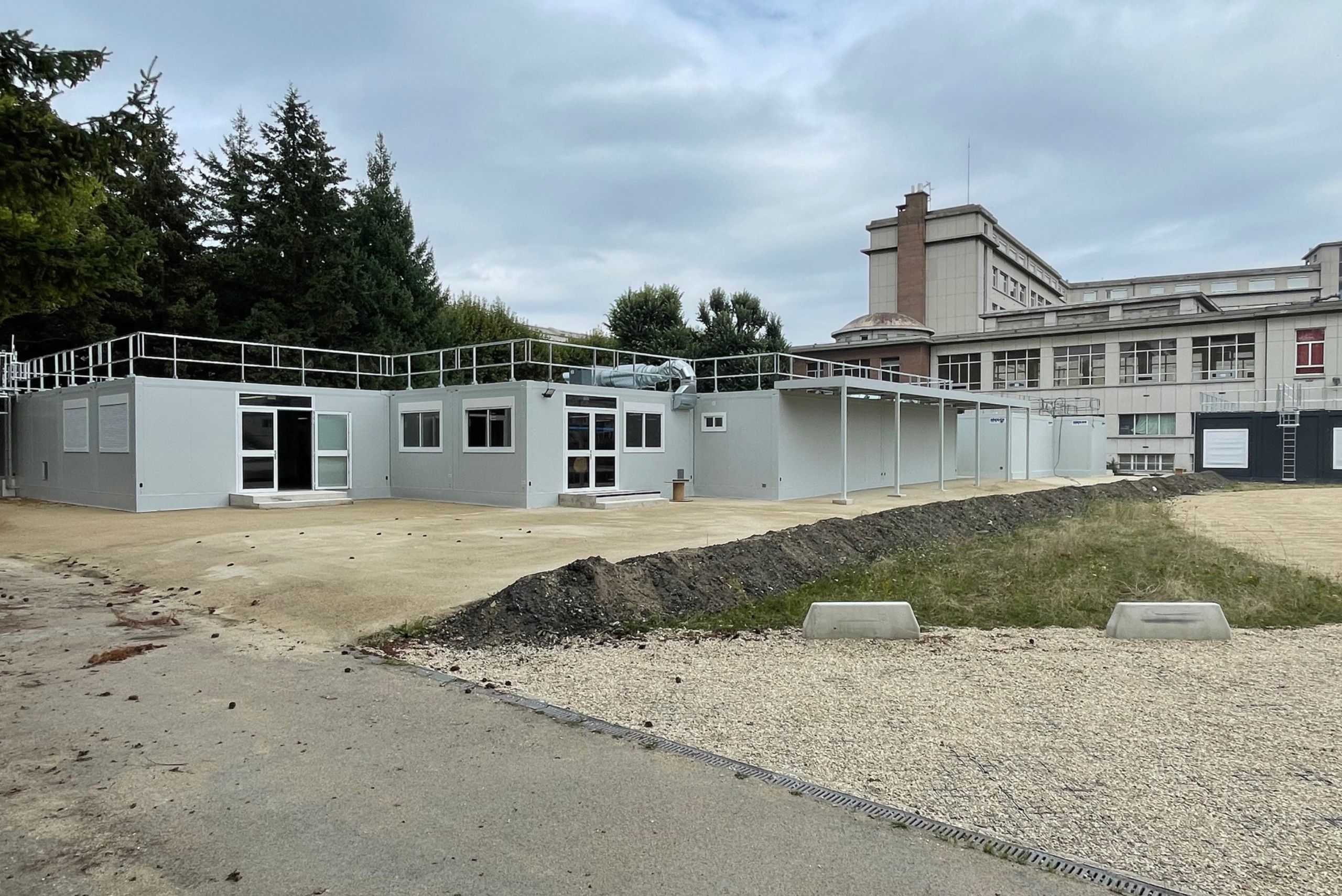 École modulaire ALGECO® installée en extension d’un établissement existant