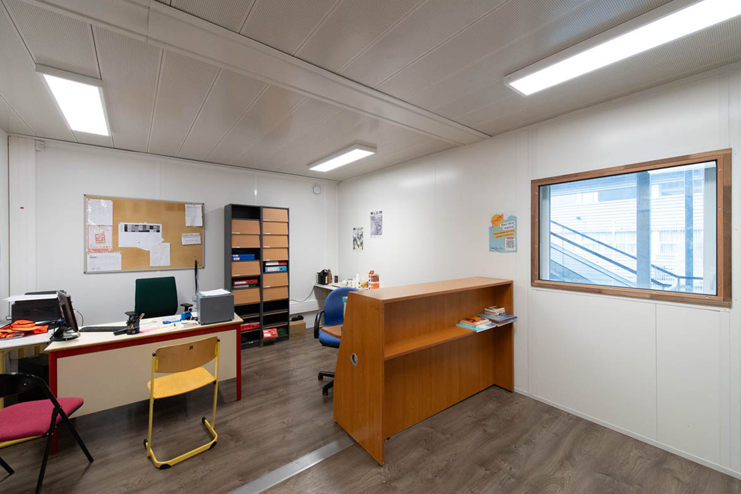 Bureau administratif du lycée modulaire ALGECO® Pierre de Coubertin à Meaux