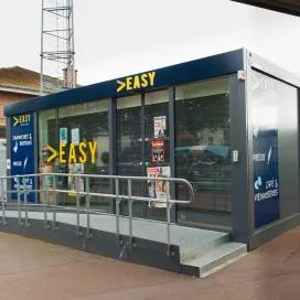 Boutique-cafétéria modulaire ALGECO® pour la gare SNCF de Corbeil Essonnes