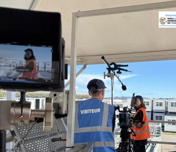 Coulisse de tournage des vidéos sur site modulaire Algeco pour le WED 2026