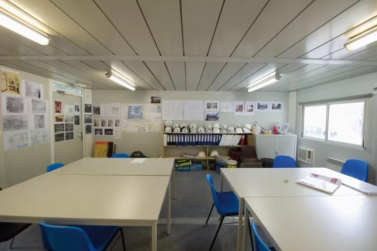 SALLE DE REUNION CHANTIER