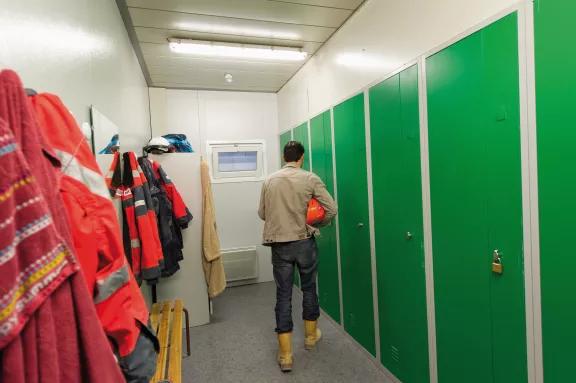 VESTIAIRES DE CHANTIER PARIS