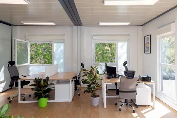Double bureau modulaire Algeco ensoleillé