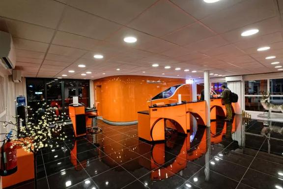 Agence Sixt intérieur aéroport Marseille 