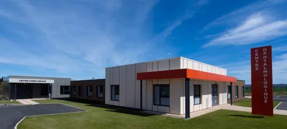 centre ophtalmologique modulaire moderne ALGECO® de Bromont-Lamothe (63230) Nom de fichier SEO