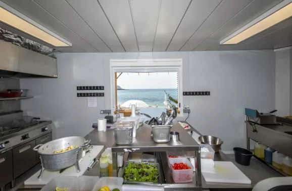 Une paillote en modulaire, une réalisation signée Algeco !